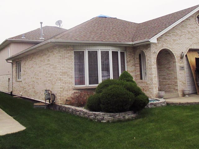 shingle roofing companies Illinois